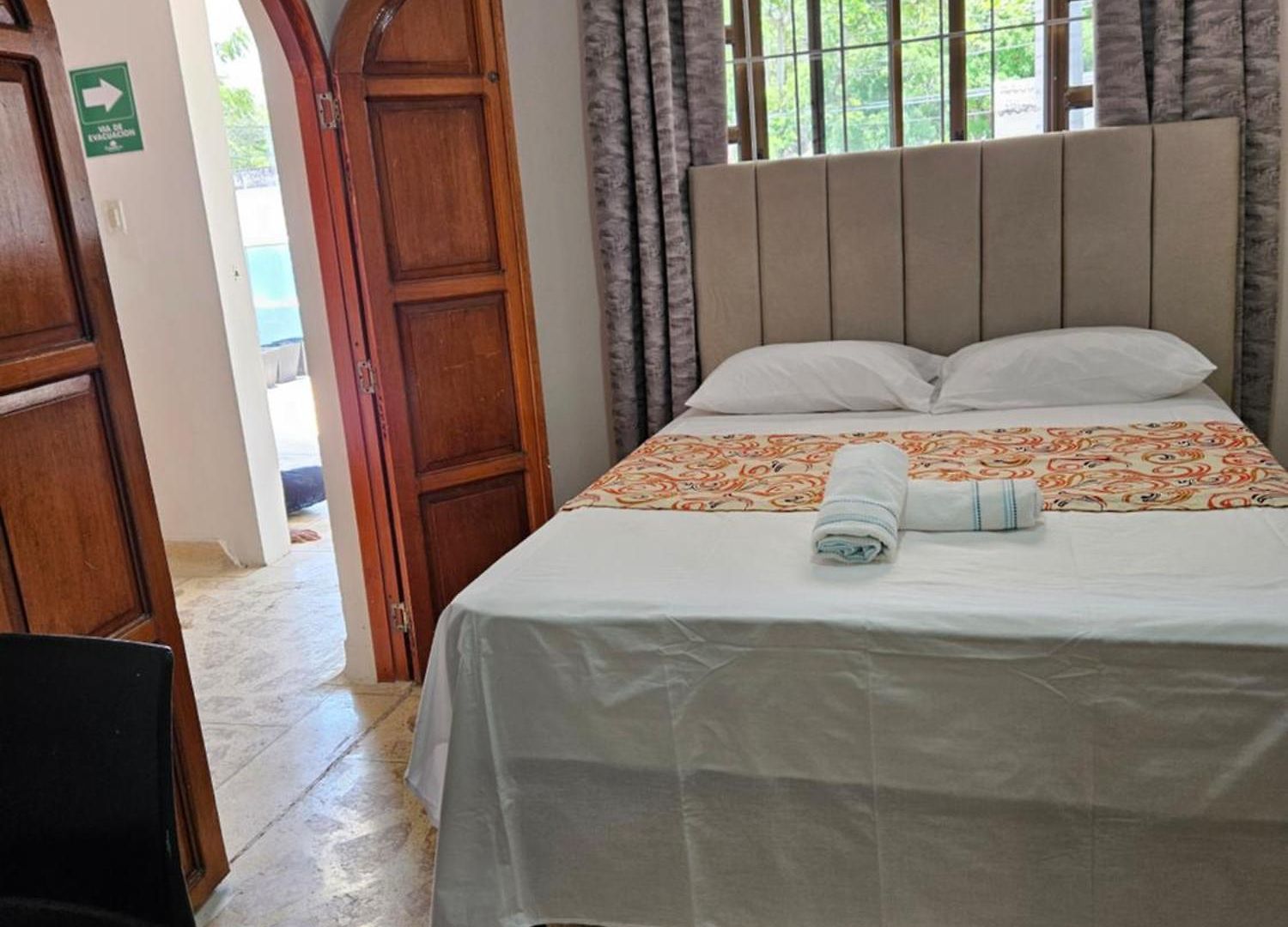 Hotel Caribbean Airport *