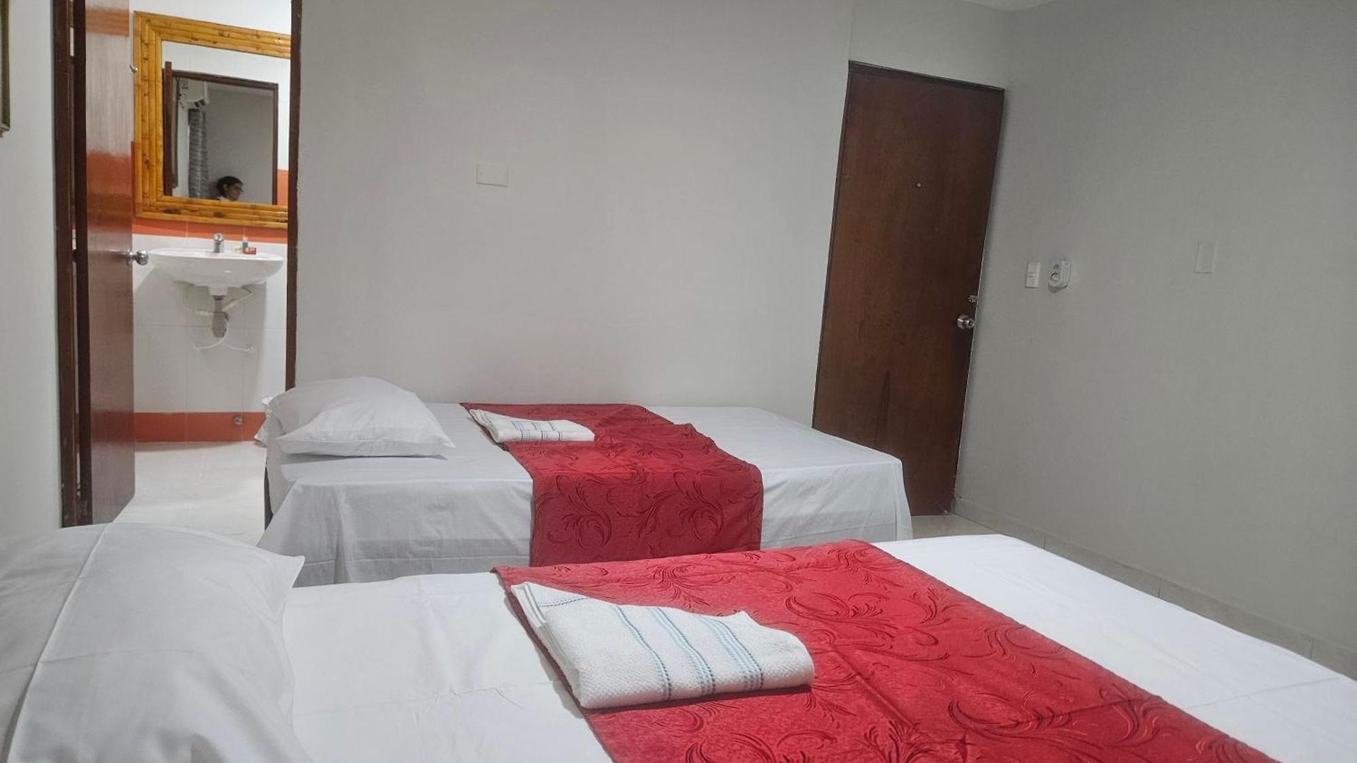 Caribbean Airport Hotel *